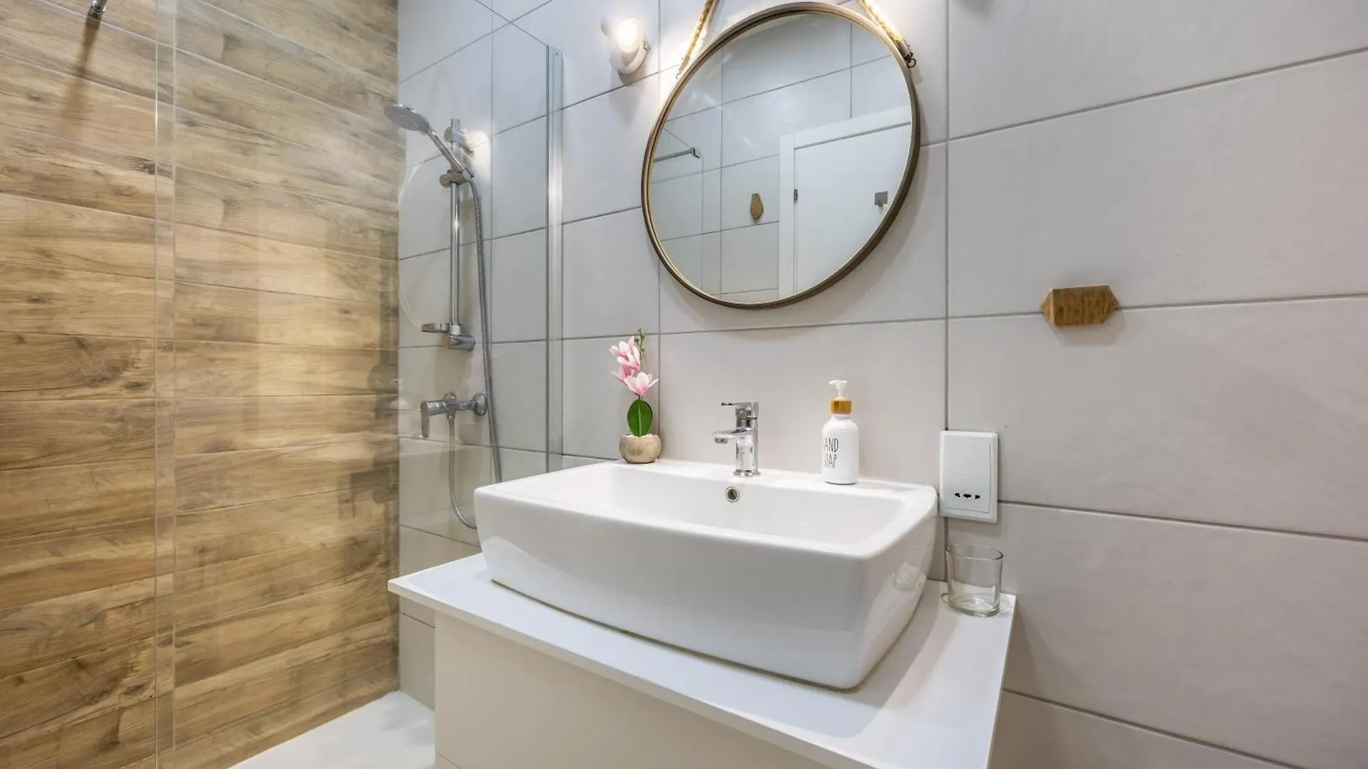 One Bedroom Apt - Close To Valletta Hamrun Apartment